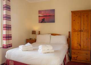 Гостевой дом Strandhill Lodge, Hostel & Surf Слайго Двухместный номер с 1 кроватью и собственной ванной комнатой-4