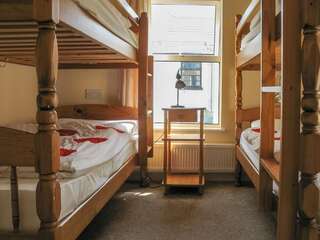 Гостевой дом Strandhill Lodge, Hostel & Surf Слайго Кровать в общем 4-местном номере для мужчин и женщин-22